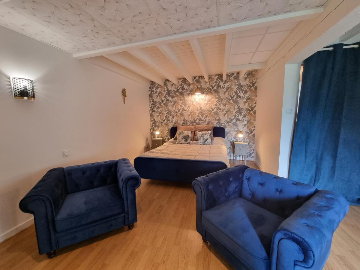 Le Manoir- Cluny Bed and Breakfast Exteriör bild
