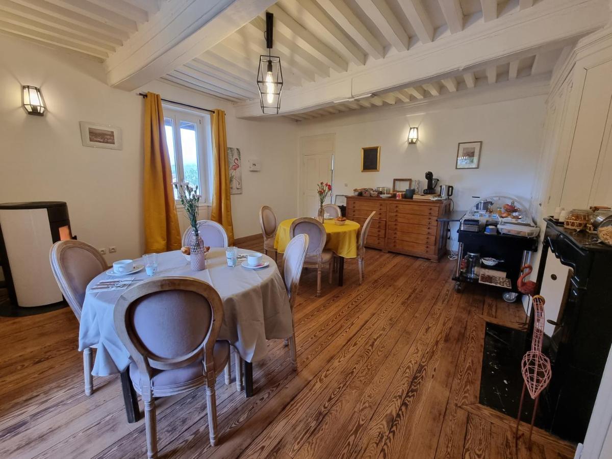 Le Manoir- Cluny Bed and Breakfast Exteriör bild